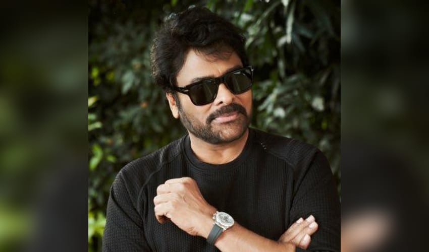 Chiranjeevi calls Ravi Teja's performance in 'Irumudi' "phenomenal" (Photo: Chiranjeevi/X)