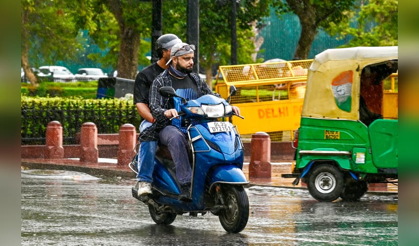 Cloudy skies, light rain likely across Delhi-NCR; temperatures to stay in mid-30s