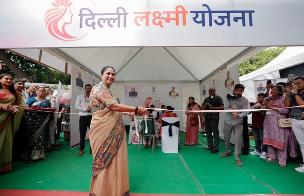 CM Rekha Gupta to hand over Delhi Lakshmi Yojana letters to 4,000 women tomorrow (Photo: IANS)