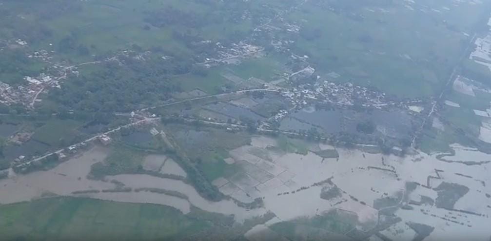 CM Samrat Choudhary inspects Valmikinagar Barrage amid Nepal flood crisis