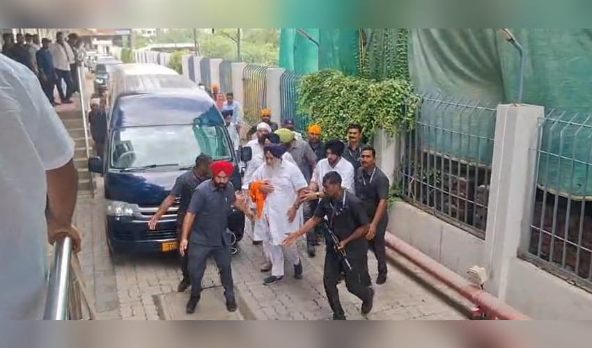 ‘Culprits won’t be spared’: Maha Dy CM on Sukhbir Badal's incident (Photo: IANS)
