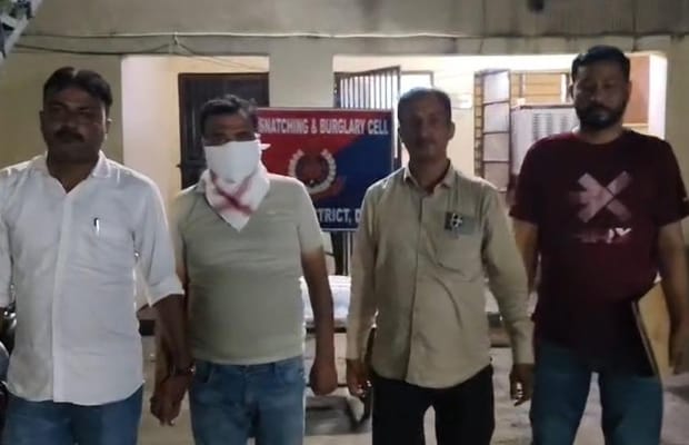 Delhi: Man arrested for attempting to murder wife, minor daughter in Shahdara; knife recovered