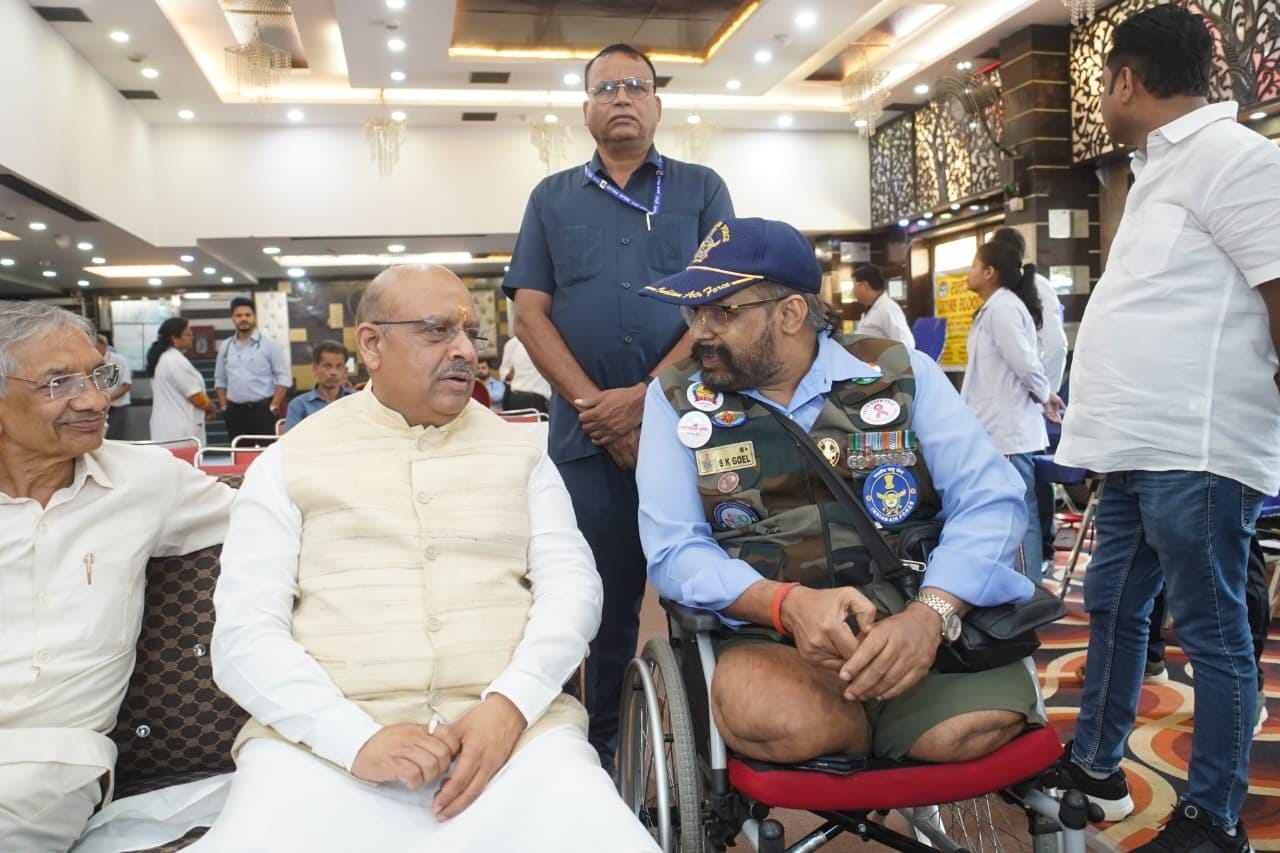 Delhi Speaker Vijender Gupta pays tribute to Kargil heroes at blood donation camp in Rohini