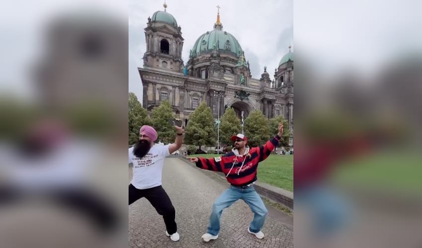 Diljit Dosanjh candidly calls Berlin’s Golden Victory Column as ‘Baby Doll Main Sone Di’, does ‘Bhangra’ on streets