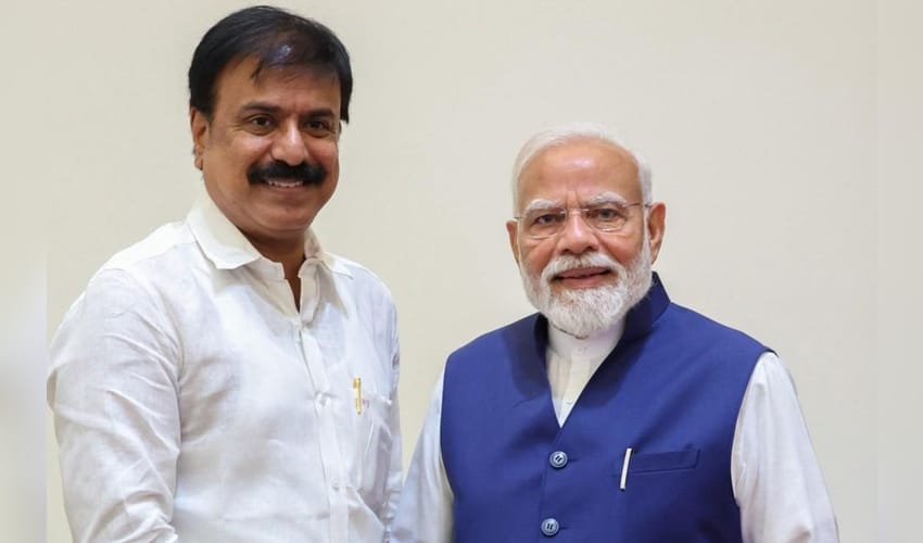 DMDK MP meets PM Modi, raises Mekedatu and Cauvery issues (Photo: IANS)