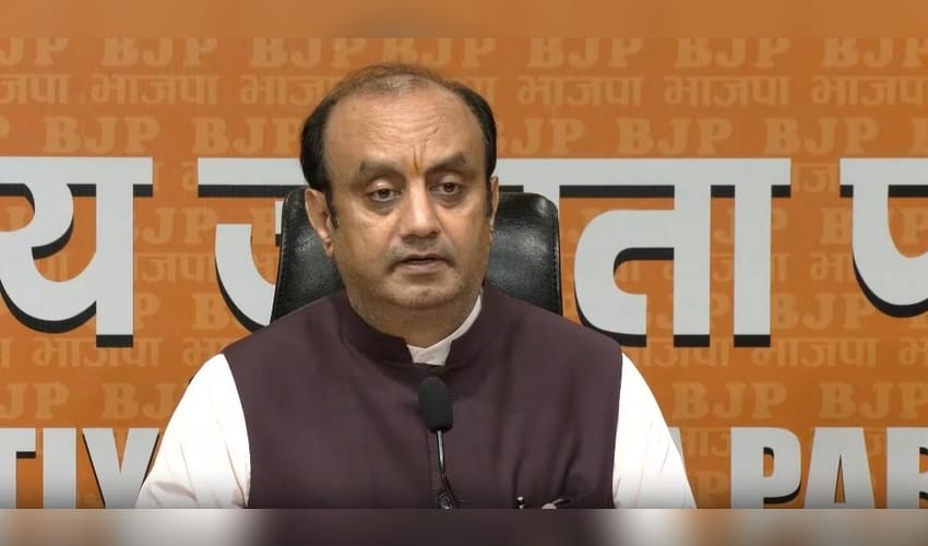 Don’t panic, don’t run away; listen to HM Shah’s reply: BJP sharpens attack on Rahul Gandhi