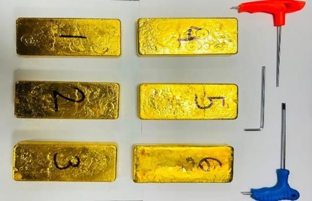 DRI busts two gold-smuggling syndicates, seizes gold worth Rs 23.63 crore; eight arrested