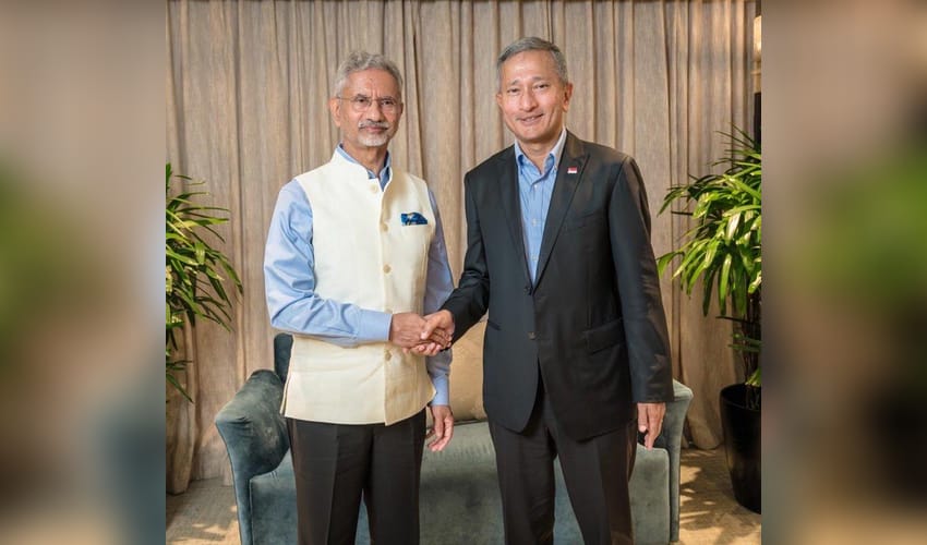 EAM Jaishankar, Singapore FM Balakrishnan discuss ways to deepen strategic ties