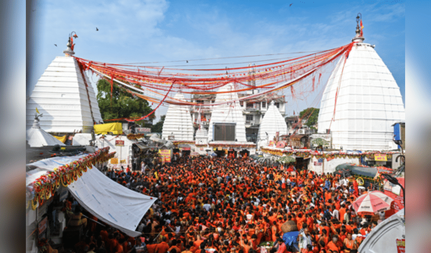 ER witnesses surge in pilgrim traffic during Shravani Mela (Photo: IANS)