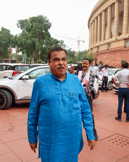 Ethanol policy: Bombay HC orders removal of defamatory social media posts against Gadkari