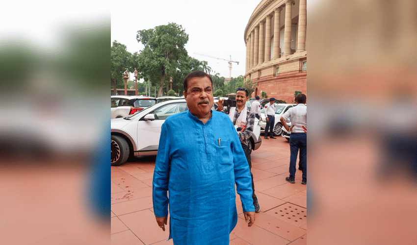 Ethanol policy: Bombay HC orders removal of defamatory social media posts against Gadkari