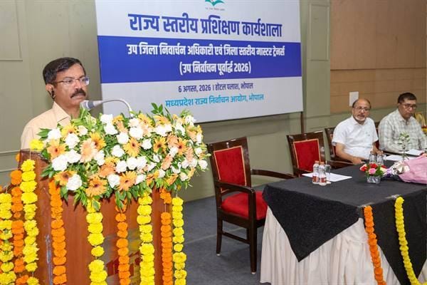Even minor lapse can undermine trust: MP Election Commissioner to poll officials 