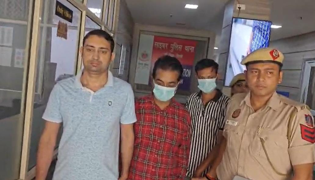 Fake HDFC Bank executive call costs Delhi resident Rs 1 Lakh; two held in cyber fraud case