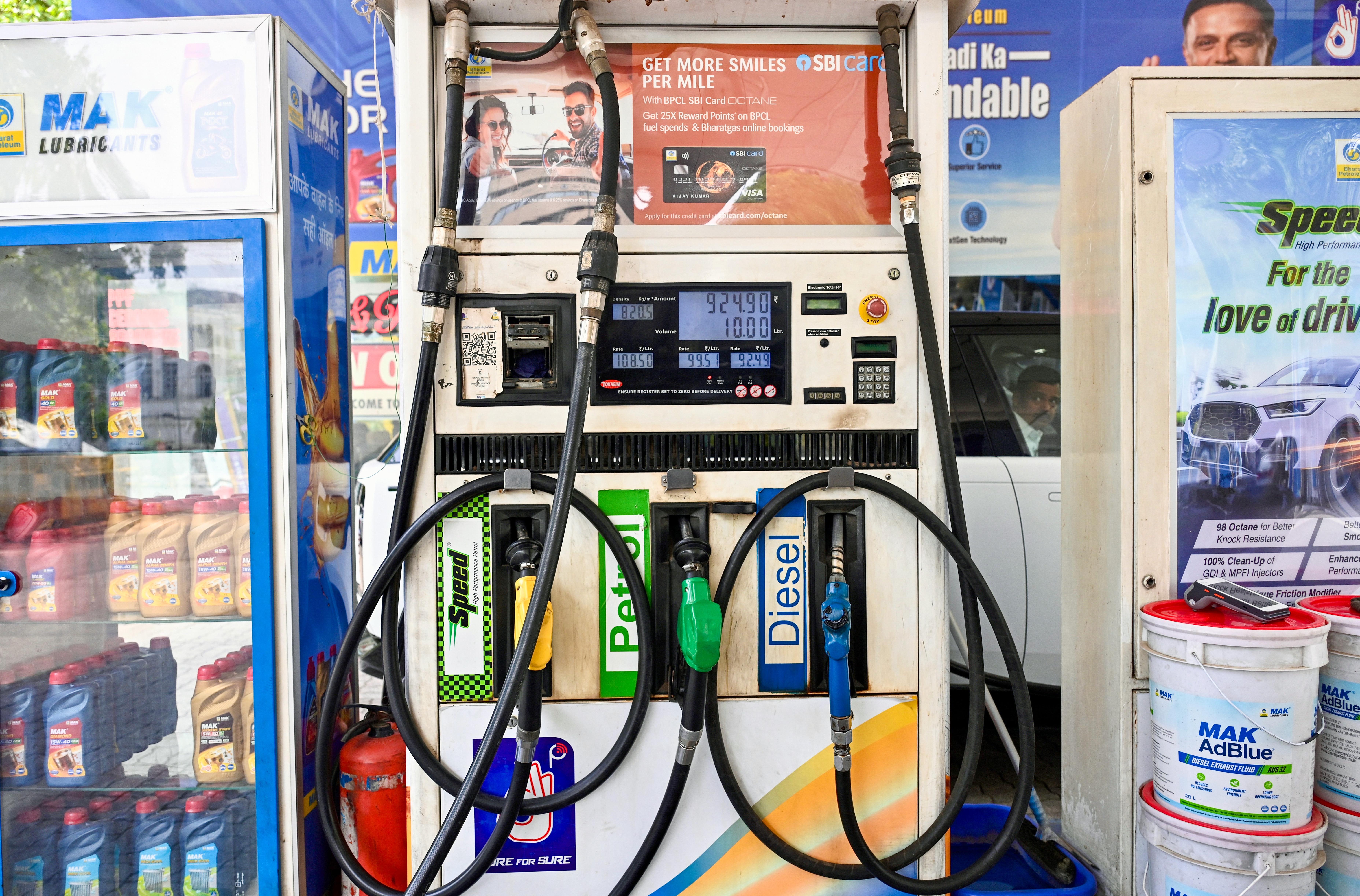 Fuel Price Hike in New Delhi