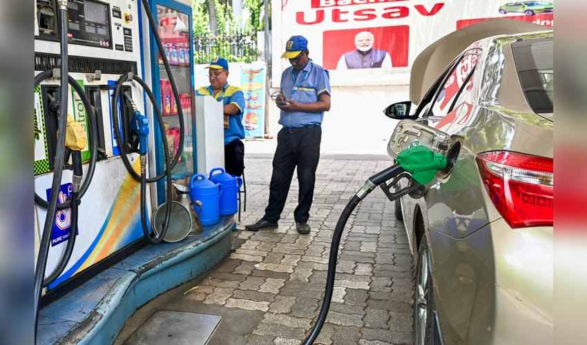 Fuel Price Hike in New Delhi