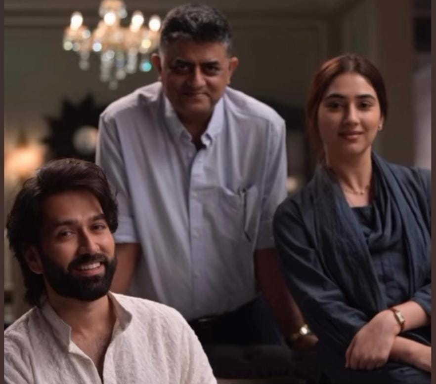 Gajraj Rao celebrates five years of directing 'Bade Achhe Lagte Hain 2' TVC featuring Disha Parmar, Nakuul, Mehta 
