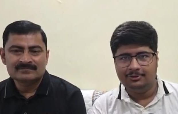 Garhwa celebrates as SDM Mayank Bhushan's son Gyanendra tops Jharkhand in NEET (Photo: IANS)