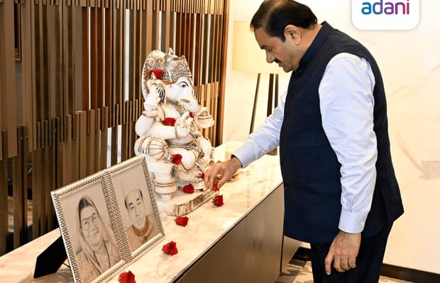 Gautam Adani takes blessings from God, parents; thanks all who stood by him during tough times