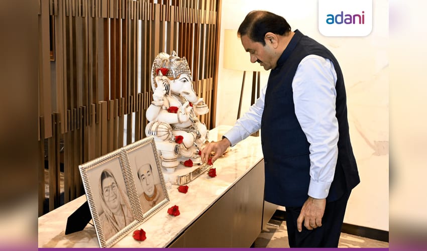 Gautam Adani takes blessings from God, parents; thanks all who stood by him during tough times