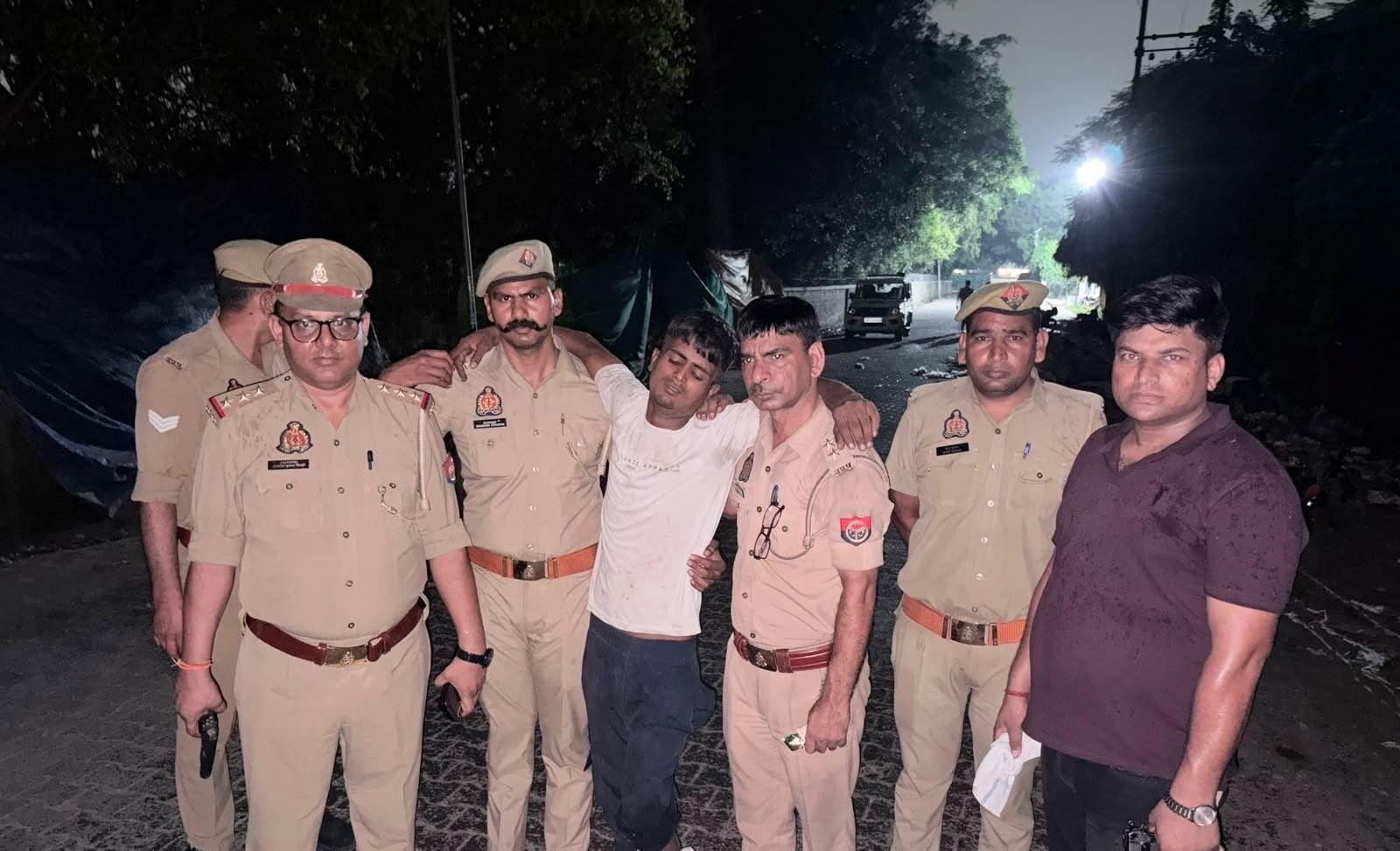 Ghaziabad: Murder accused wanted over Rs 20 dispute shot in leg, arrested after police encounter