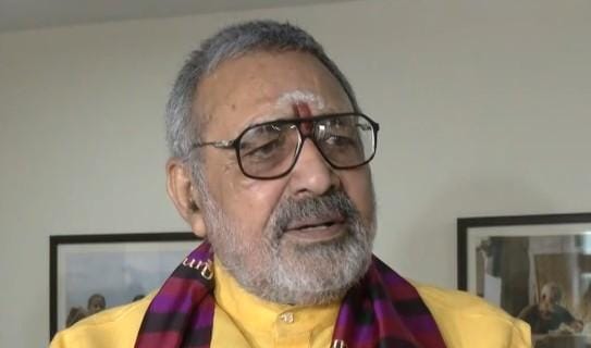 Giriraj Singh calls Mani Shankar Aiyar 'puppet' of Rahul Gandhi, criticises CWC's Vande Mataram stance