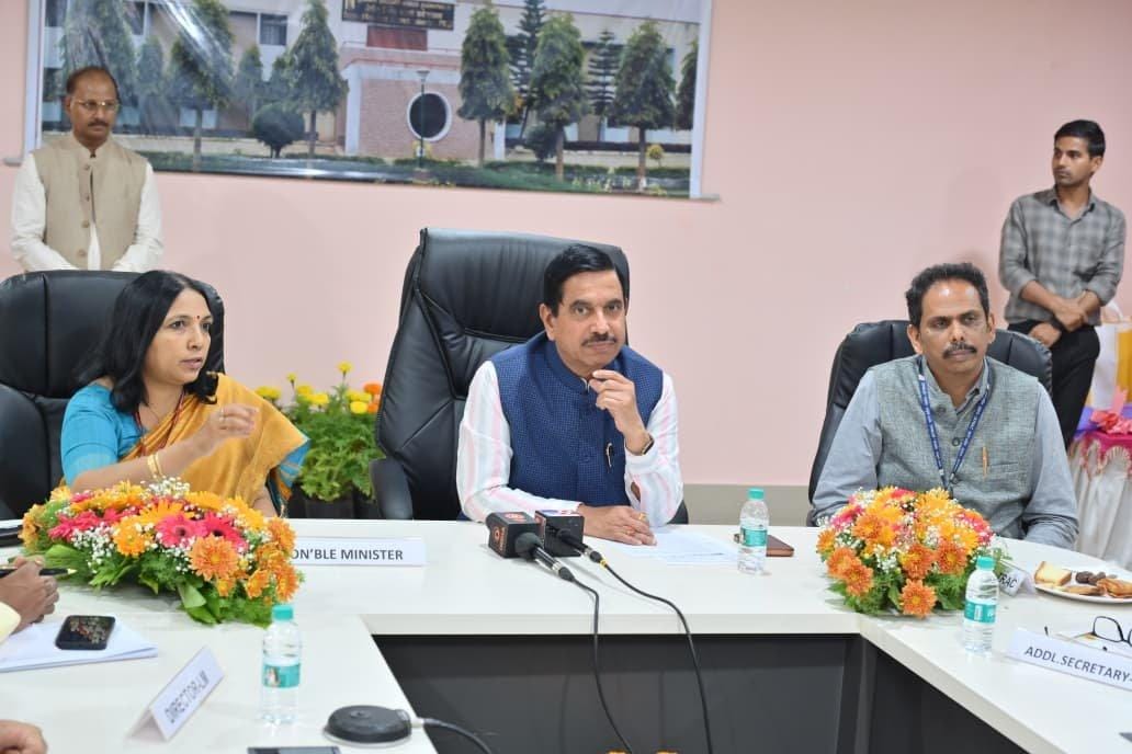 Govt commissions Indian Standard Time dissemination network