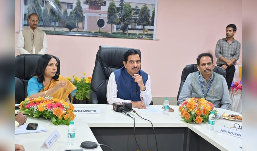 Govt commissions Indian Standard Time dissemination network