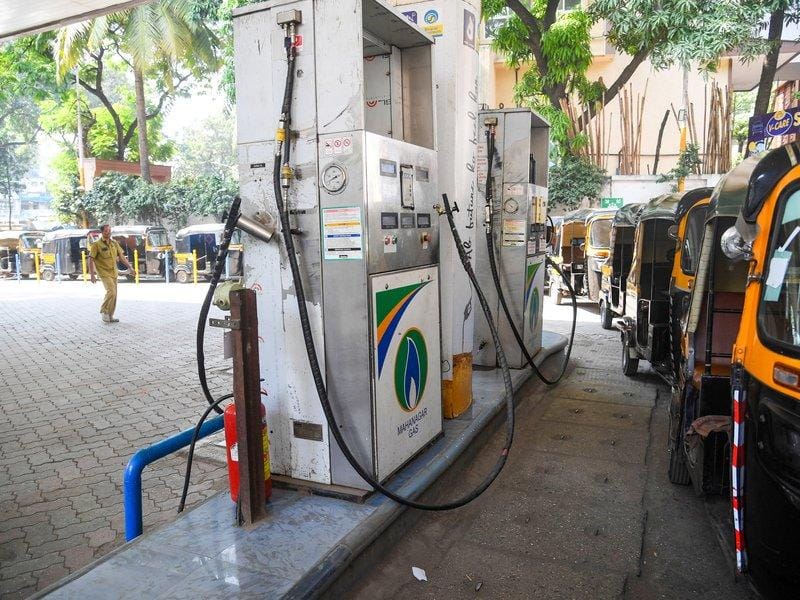 Govt rejects concerns over CBG price hike, says impact on CNG, PNG consumers will be negligible
