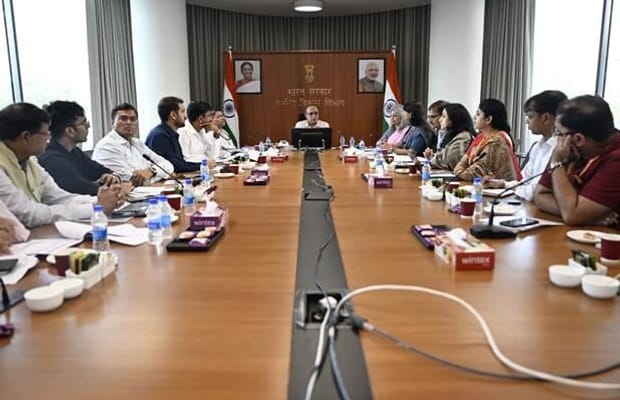 Govt reviews proposals to boost women-led rural enterprises towards 6 crore 'Lakhpati Didis' goal