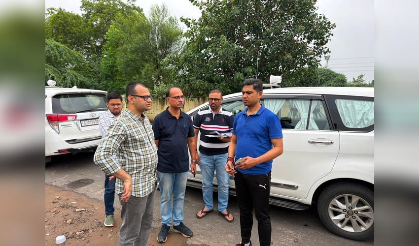 Gujarat: Ahmedabad deploys over 13,000 civic staff in view of heavy rain alert