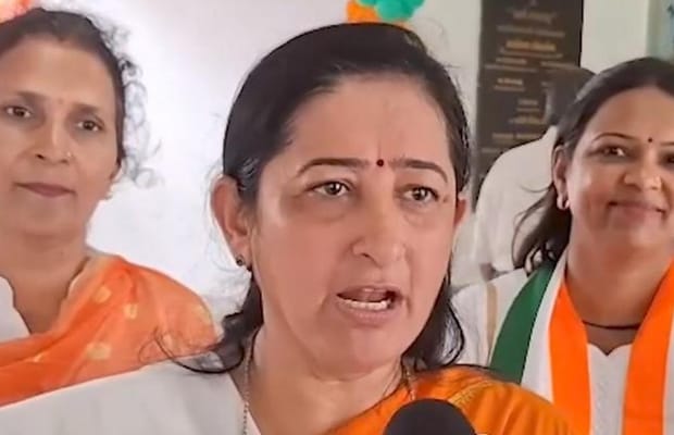 Gujarat citizens welcome PM Modi's I-Day calls on women's quota, free coaching (Photo: IANS)