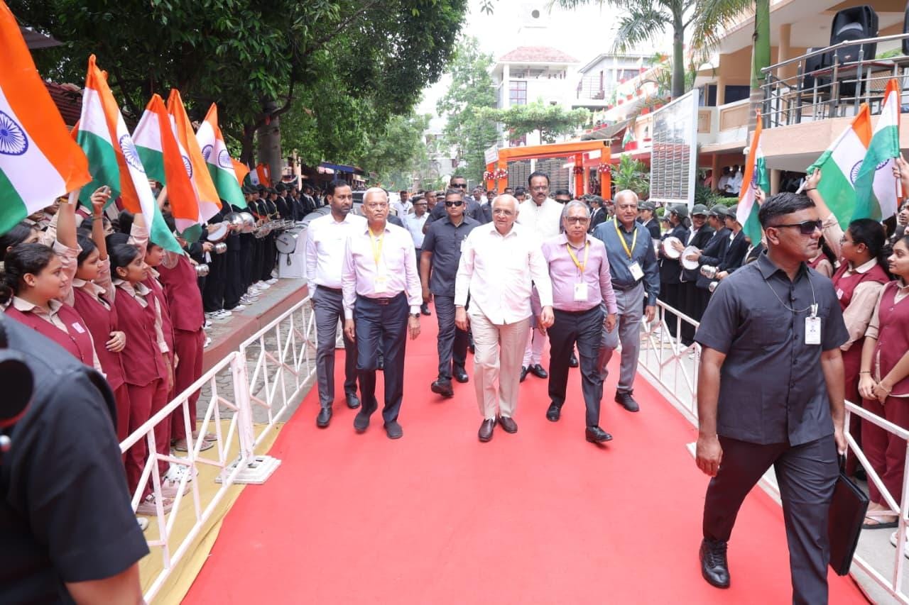 Gujarat CM visits exhibition showcasing stories of 75 freedom fighters (Photo: IANS)