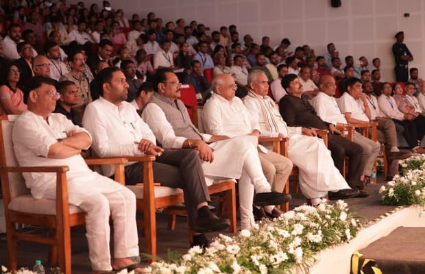 Gujarat Guv, CM remember Partition victims on eve of I-Day (Photo: IANS)