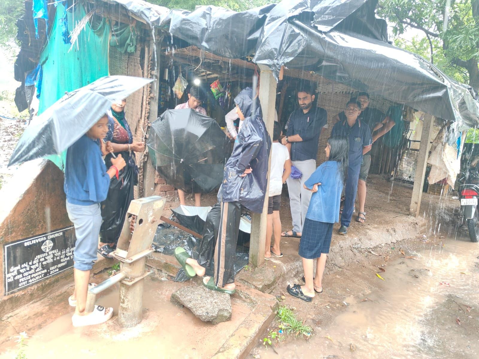Gujarat: Heavy rain alert prompts evacuations, school closures (Photo: IANS)