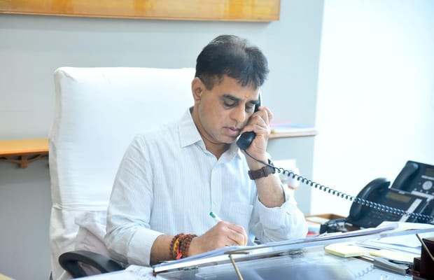 Gujarat minister orders transfer of senior doctor after woman resident doctor 'slapped, abused'