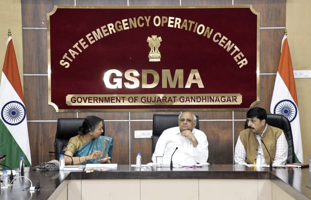 Gujarat moves over 42,000 to safety after heavy rains; 308 livestock deaths reported (Photo: IANS)