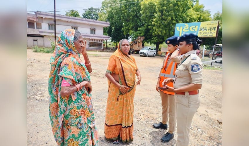 Gujarat: Over 2,300 senior citizens receive safety outreach from Police’s SHE Teams (Photo: IANS)