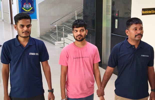Gujarat Police arrest man from Bihar in court bomb threat case