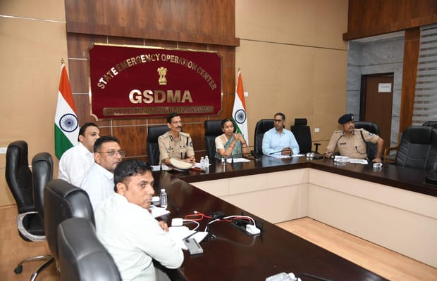 Gujarat Police on high alert as DGP reviews flood response