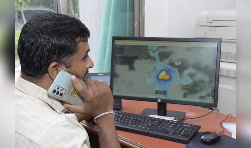 Gujarat's Emergency Command Centre sent 286.4 crore disaster alerts, operates round the clock