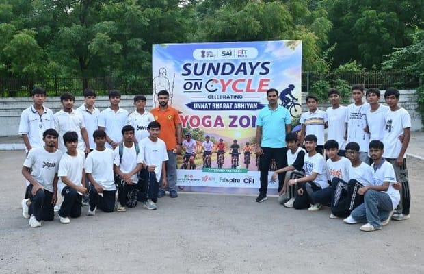 Gujarat schoolchildren join 87th 'Fit India Sundays on Cycle', combine fitness with sport and learning