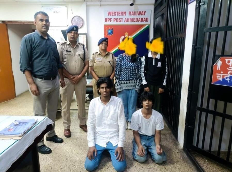 Gujarat: Two minor girls rescued at Ahmedabad station, two held (Photo: IANS)