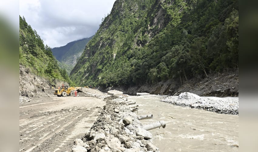Gyirong: Search and Rescue Operations Continue in Mudslide-Hit Gyirong
