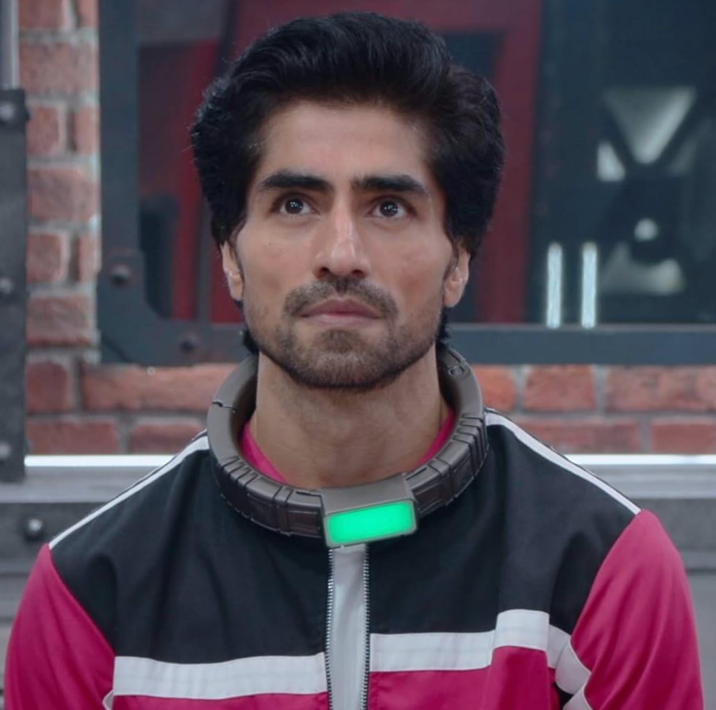 Harshad Chopda requests Shilpa Shinde to console Shivangi Joshi after she breaks down post massive fight