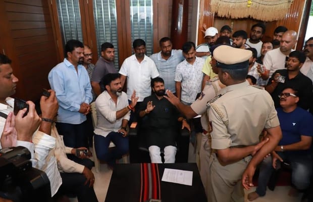 Hate speech row: High drama as Karnataka Police issue notice to BJP MLC CT Ravi
