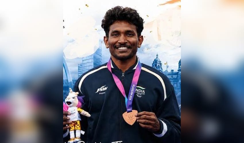 'He can definitely win an Olympic medal', says Selva Prabhu's father after he wins bronze medal in triple jump in Commonwealth Games 2026 in Glasgow on Saturday. Photo credit: SAI Media