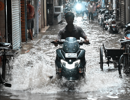 Heavy rain likely across South Bengal for next 48 hours: IMD