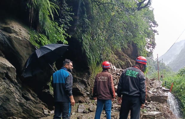 Heavy rainfall alert issued in Uttarakhand; Kedarnath pedestrian route disrupted