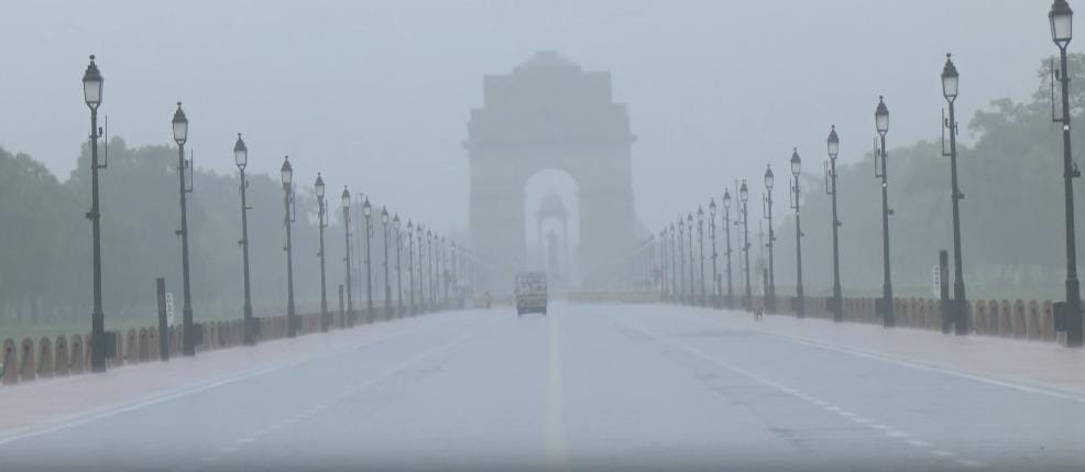 Heavy showers  drench Delhi-NCR; IMD forecasts more rainfall