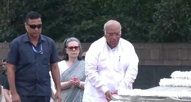 'Helped prepare India for promise of 21st century': Kharge pays tribute to Rajiv Gandhi on birth anniversary